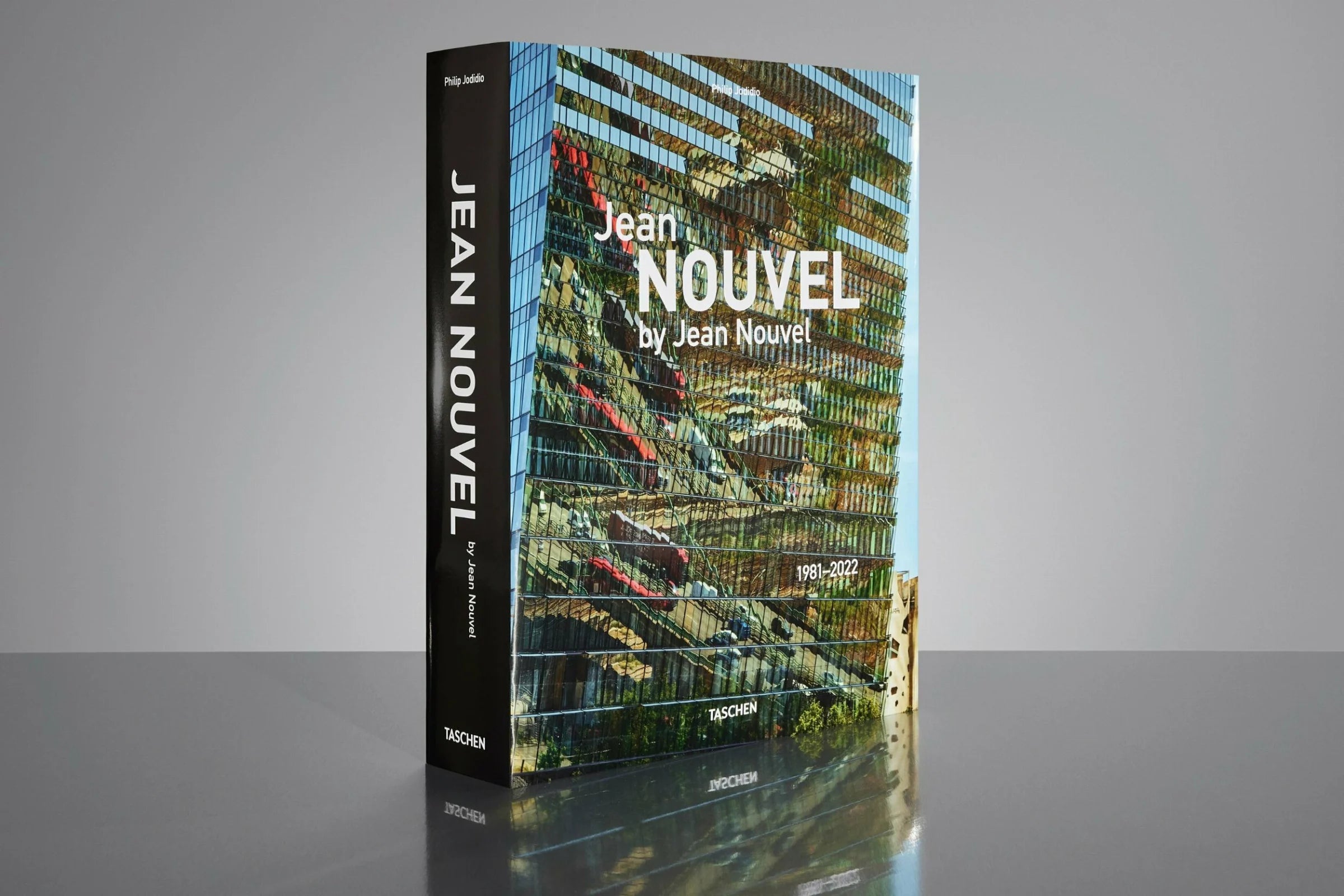 Jean Nouvel by Jean Nouvel. 1981–2022