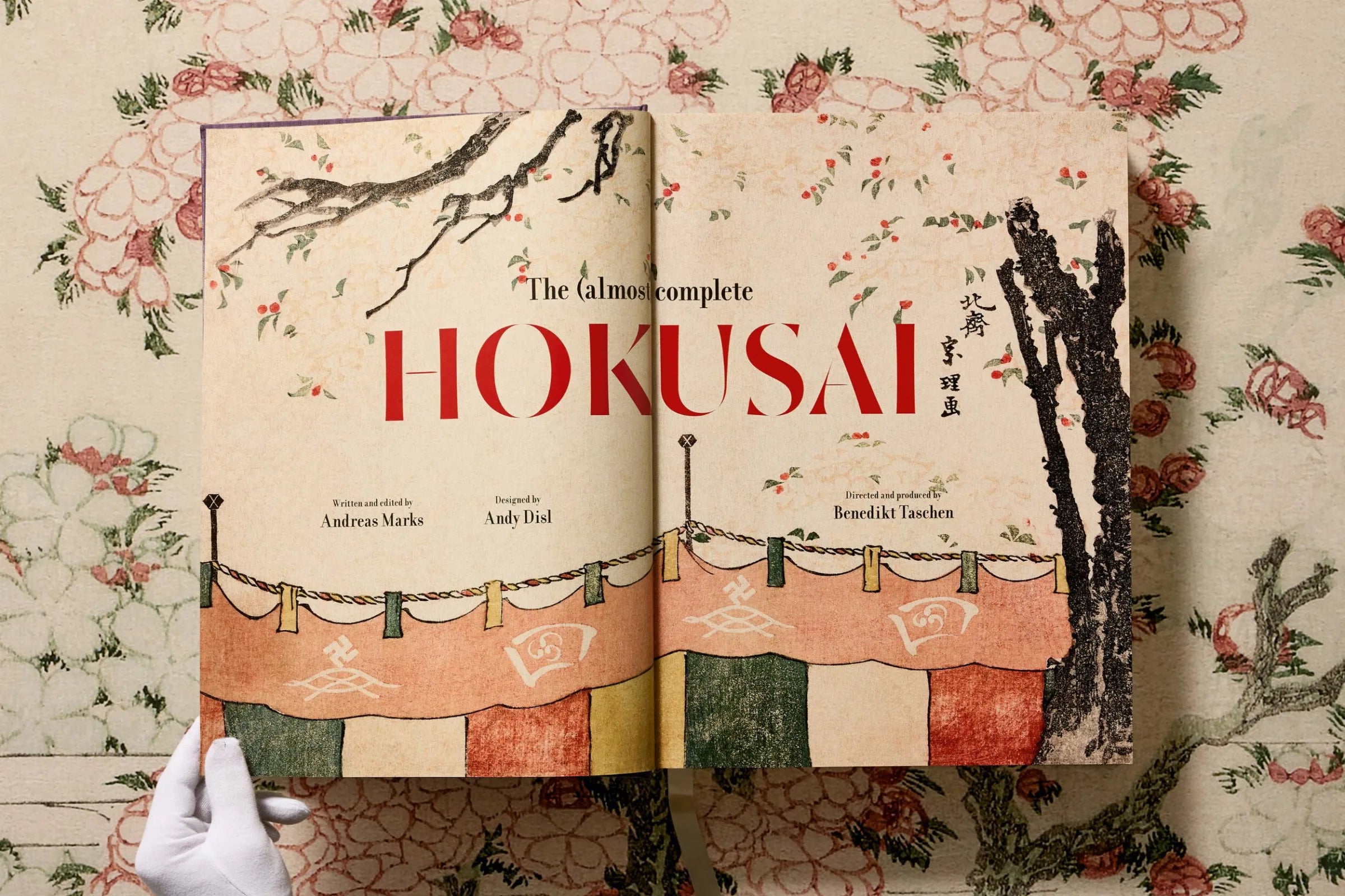 Hokusai XXL